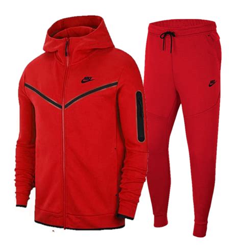 rood nike tech|Nike Tech Fleece Clothing & Accessories .